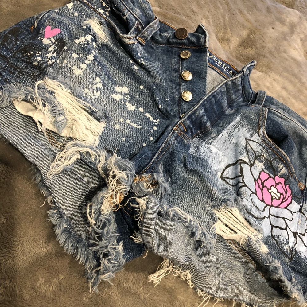 Highwaisted denim shorts